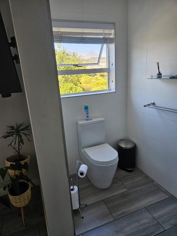 4 Bedroom Property for Sale in Somerset West Western Cape